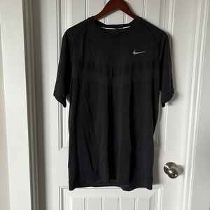 Men’s XL Nike Running Shirt